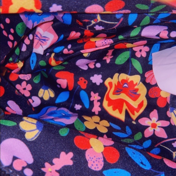 Loungefly x Disney Alice in Wonderland crossbody bag - Picture 10 of 14